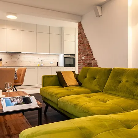 Wyspa Slodowa - Location, Tram&park Nearby - By Rentujemy Daire