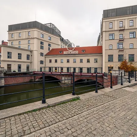 Daire Wyspa Slodowa - Location, Tram&park Nearby - By Rentujemy Wroclaw