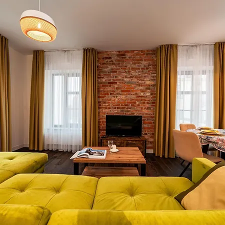 Wyspa Slodowa - Location, Tram&park Nearby - By Rentujemy Апартаменти *